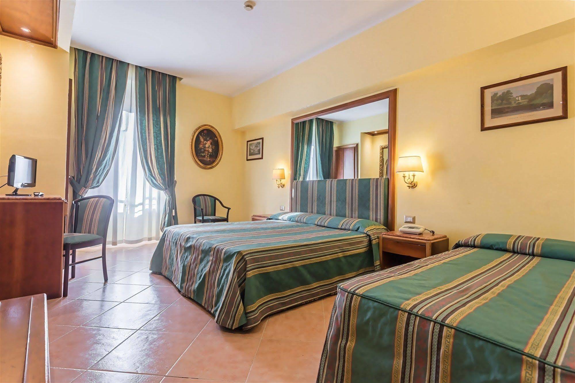 Raeli Hotel Noto Roma Ngoại thất bức ảnh
