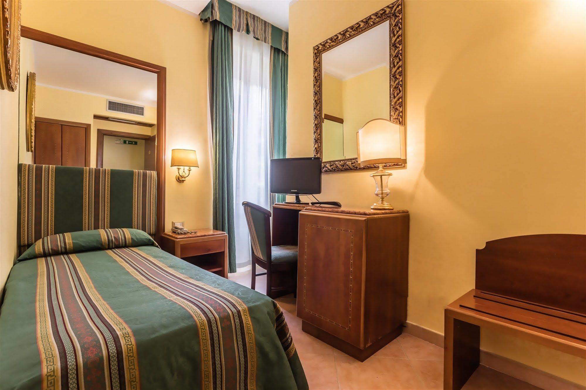 Raeli Hotel Noto Roma Ngoại thất bức ảnh