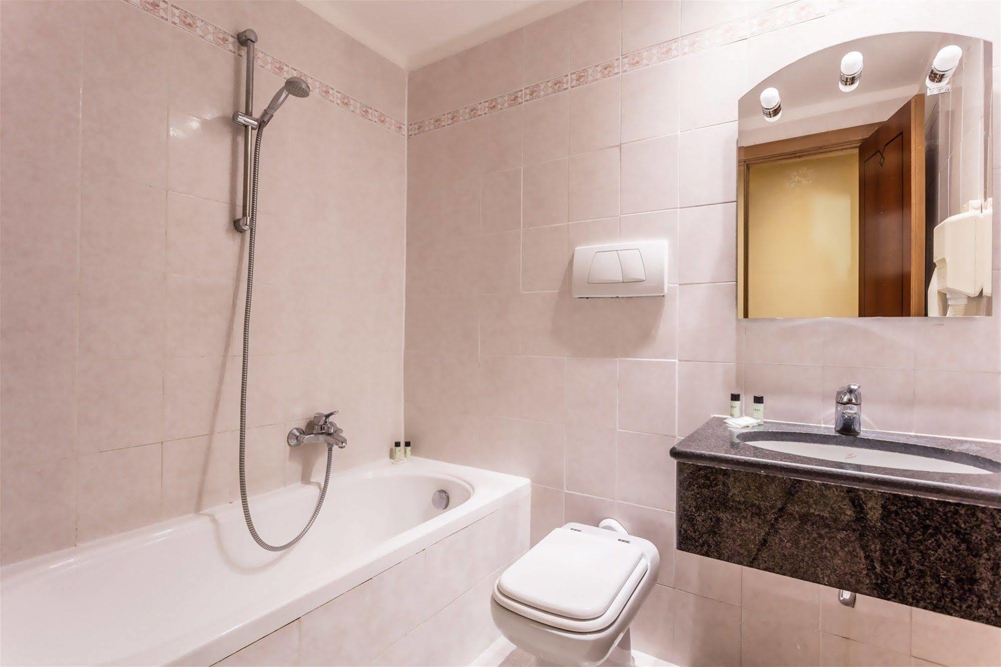 Raeli Hotel Noto Roma Ngoại thất bức ảnh