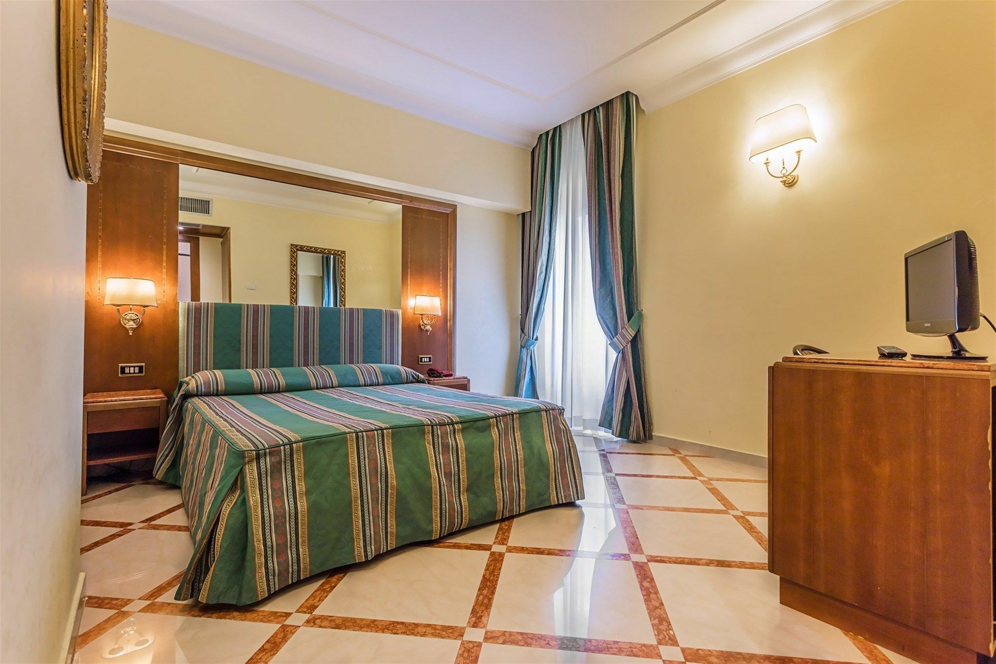 Raeli Hotel Noto Roma Ngoại thất bức ảnh